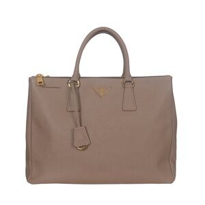 ♥️Prada Galleria Large Taupe Leather Tote Bag♥️